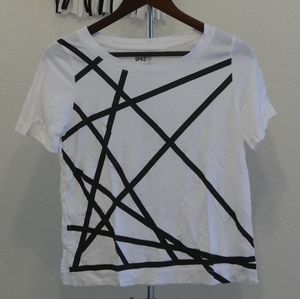 Short-sleeve t-shirt